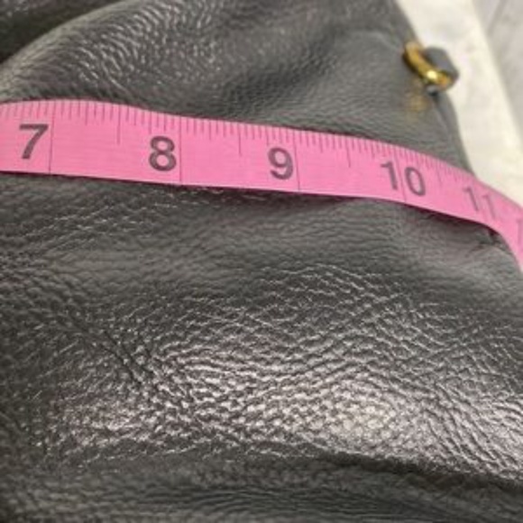 Tory Burch Pebbled Leather Bag Gold Chain/Emblem Dust Bag EXCELLENT CONDITION - Picture 10 of 14